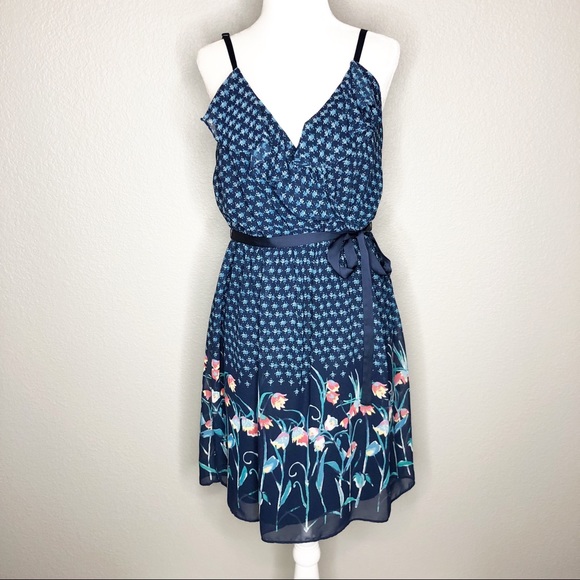 LC Lauren Conrad Dresses & Skirts - LC Lauren Conrad - Floral Summer Dress